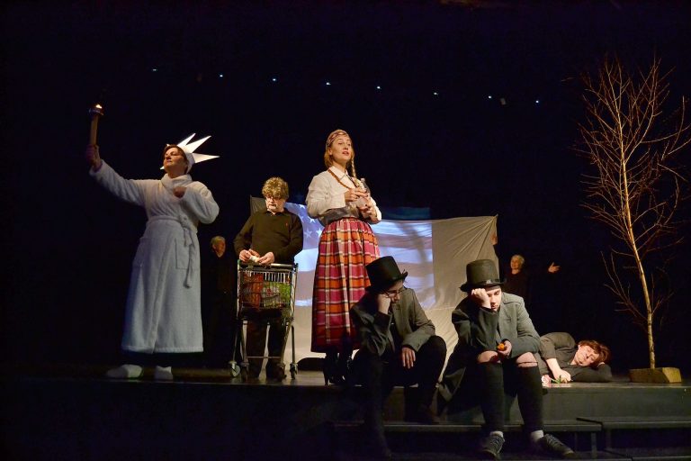Teatro studija „Kopų kaukės“ – akimirka