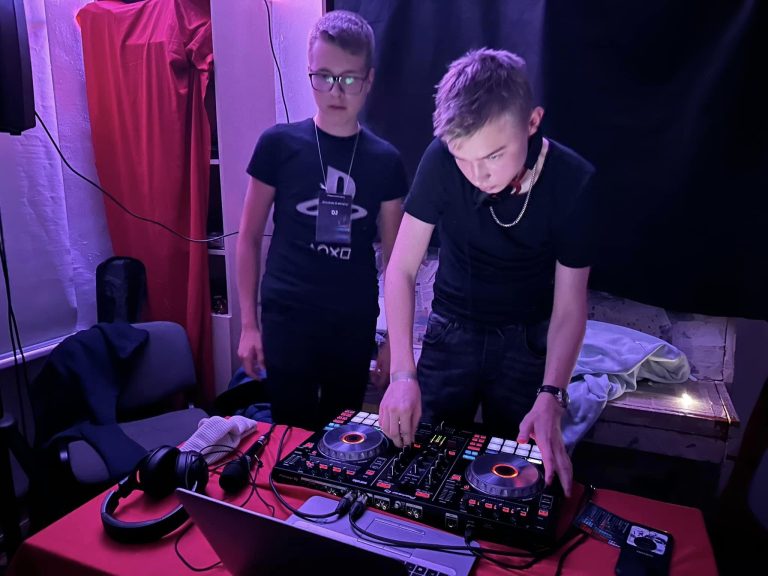 DJ ir garso studija – akimirka